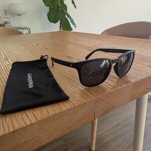 Huckberry limited edition "Weekenders" sunglasses - matte black w/ cleaning case
